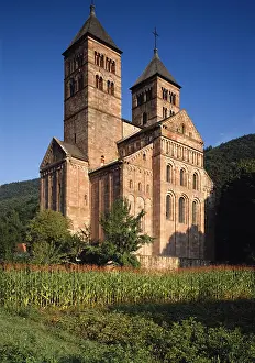 Monastry: Saint Leodegar church