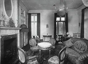 Salons: Salon of an apartment at the Hotel Adlon