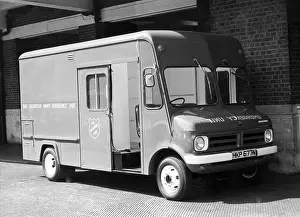 Canteens: Salvation Army Canteen Van