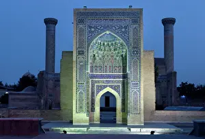 Floodlight: Samarkand