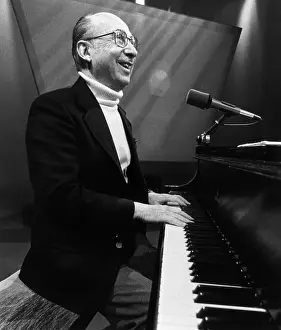 Cahn: Sammy Cahn, 1982. ?