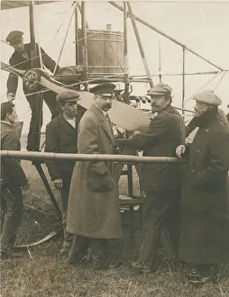 Cody: Samuel Cody talking to Louis Bleriot