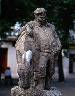 Squire: Sancho Panza. Statue
