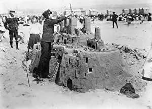 Wilhelmine: Sandcastle, 1913