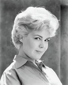 Tammy: Sandra Dee - Actress - Hollywood - Celebrity