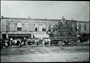 Sangers: Sangers Circus. Market Place