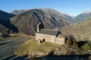 Ribagorca: Sant Quirc de Durro chapel, Durro, Lleida, Catalonia, Spain