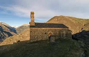 Ribagorca: Sant Quirc de Durro chapel, Durro, Lleida, Catalonia, Spain