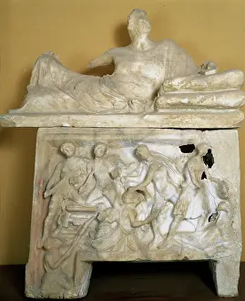 Orestes: Sarcophagus with the matricide of