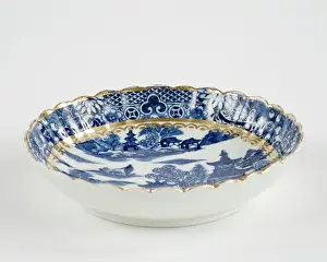 Caughley: Saucer