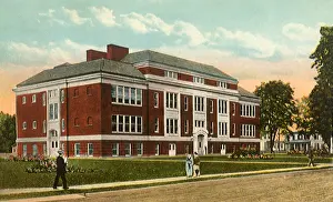 Ulster: Saugerties High School. Saugerties