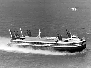 Saunders Roe: Saunders-Roe SR.N4 Princess Anne Hovercraft