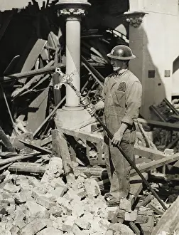 Piles: Saving the processional cross - The Blitz