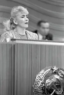 Sazhi: Sazhi Umalatova, 1990