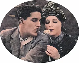 Novello: A scene from the Gallant Hassar (1928)