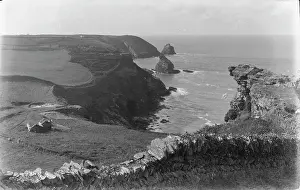 Tintagel: Scenic Coastal Landscape