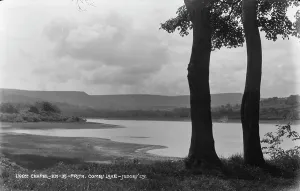 Combs: Scenic View of Combs Lake