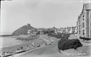 Gwynedd: Scenic View of Criccieth