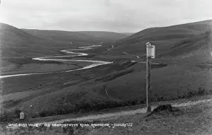 Powys: Scenic View of Elan Valley