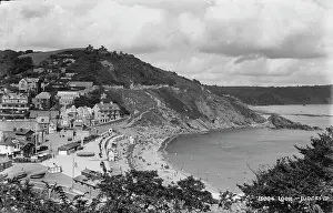 Looe: Scenic View of Looe Beach
