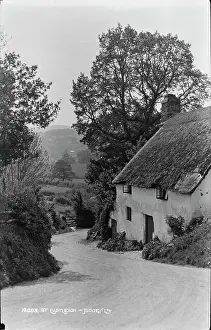 Thatched: A Scenic View of Lustleigh