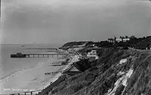 Totland: Scenic View of Totland Bay