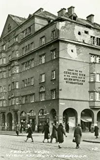 Dilapidation: Schlinger-Hof in Vienna 1934
