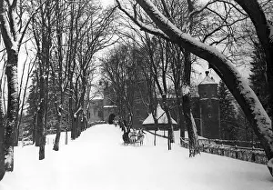 Sleigh: The Schoenberg Castle, 1933