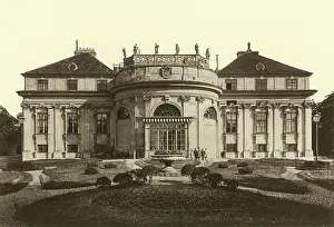 Erlach: Schoenburg Palace