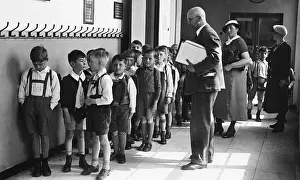 Knapsacks: School beginners, 1930-1932