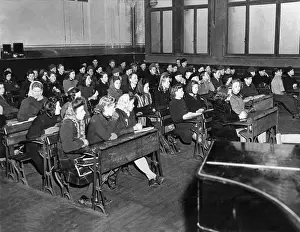 Headscarfs: School - beginnings after the Second World War