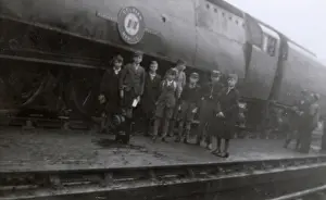 Spotting: School boy trainspotters