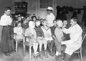 Clinic: School dental clinic, 1919