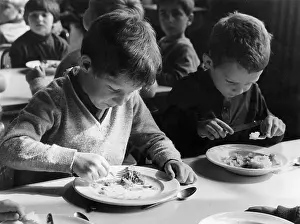 Cabbage: SCHOOL DINNERS 1966
