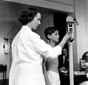 SCHOOL/WEIGHING PUPIL