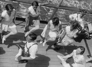 Offers: Schuhplattln on the deck of a KdF ship, 1933
