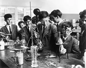 Godalming: SCIENCE CLASS 1960