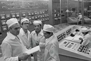 Experts: Scientific and Research Institute For Atomic Reactors