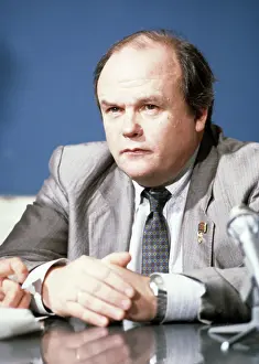 Velikhov: Scientist Yevgeny Velikhov, 1984