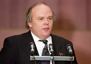 Kurchatov: Scientist Yevgeny Velikhov, 1989