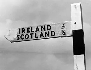 Signposts: SCOTLAND IRELAND SIGN
