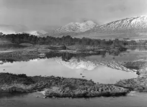 Lochs: SCOTLAND/LOCH TULLA