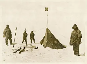 Amundsens: SCOTT AT AMUNDSEN'S TENT