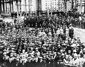 Lunchtime: Scottish Shipbuilding Yard, 1915