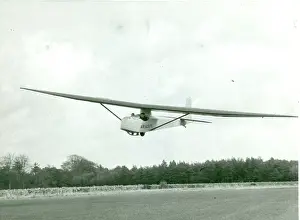 Gliders: Scout glider in flight