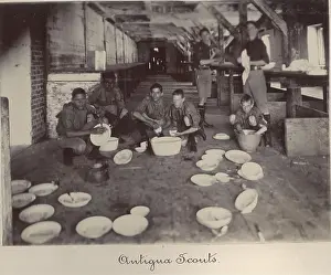 Antigua: Scouts in Antigua washing dishes