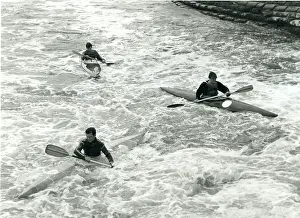 Foam: Scouts canoeing in turbulent waters
