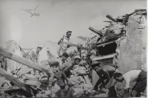 Earthquakes: Scouts clearing ruins in Zakynthos, Greece