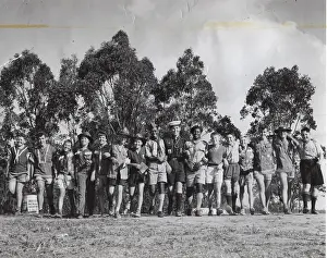 Linking: Scouts on a jamboree in Australia