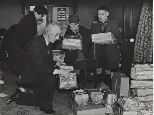Parcels: Scouts during Wartime